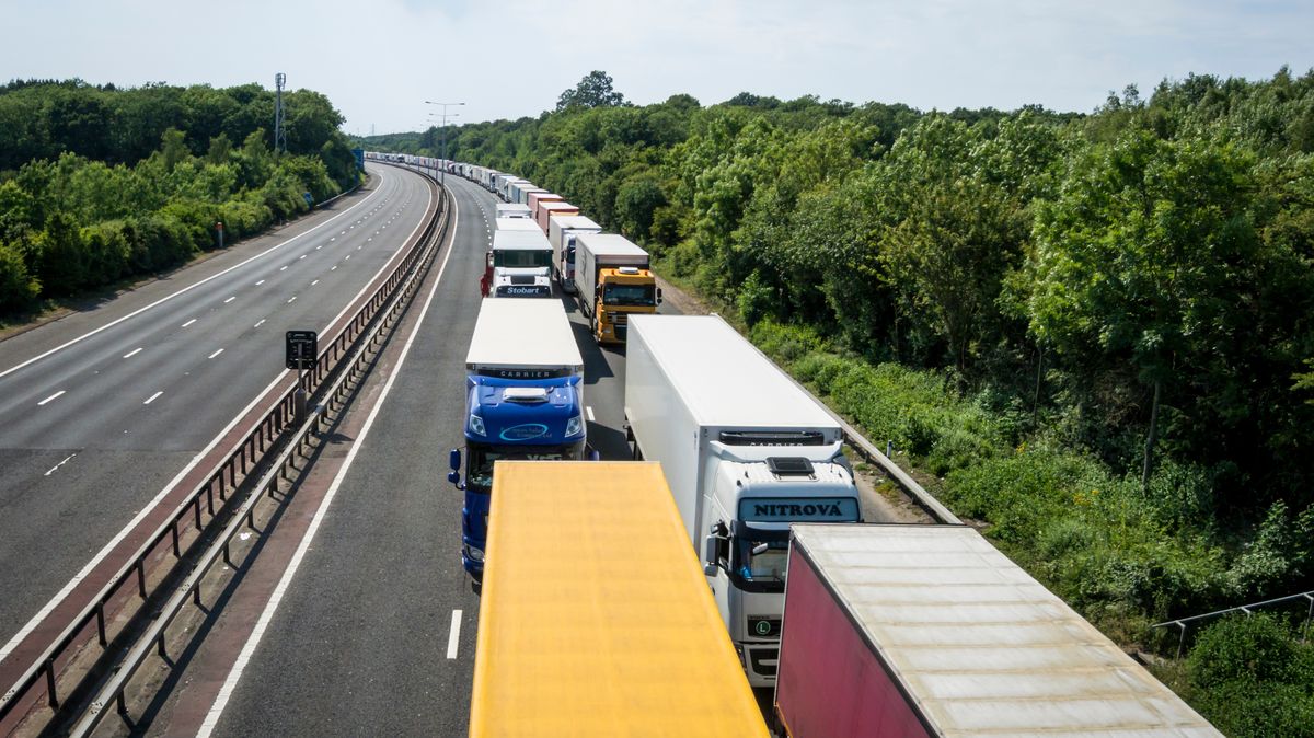 Praha rozšiřuje zákaz vjezdu kamionů nad 12 tun